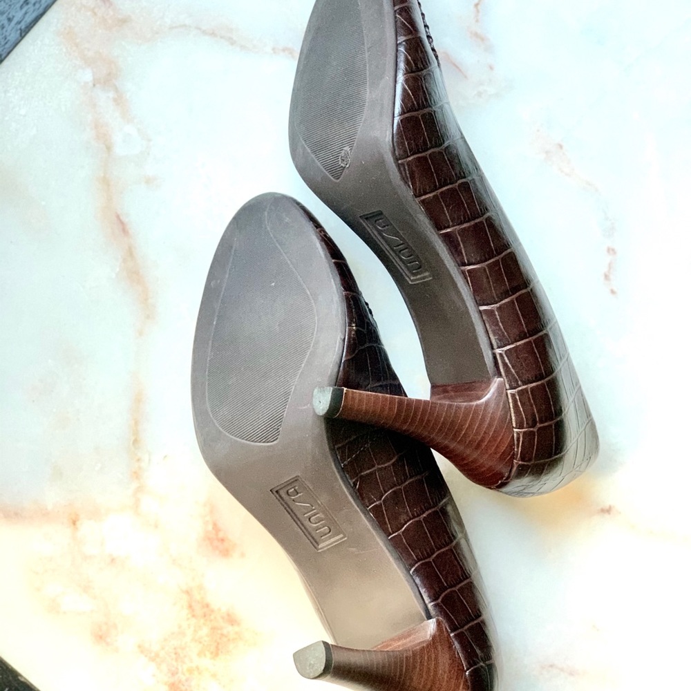 Brown Heels - Picture 7 of 8